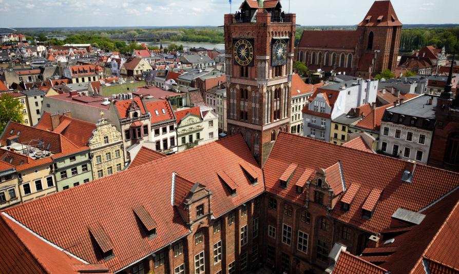 Ratusz Staromiejski w Toruniu z lotu ptaka