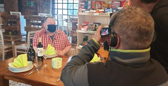 Na zdjęciu Michał Urbański właściciel Planety Lewobrzeże 